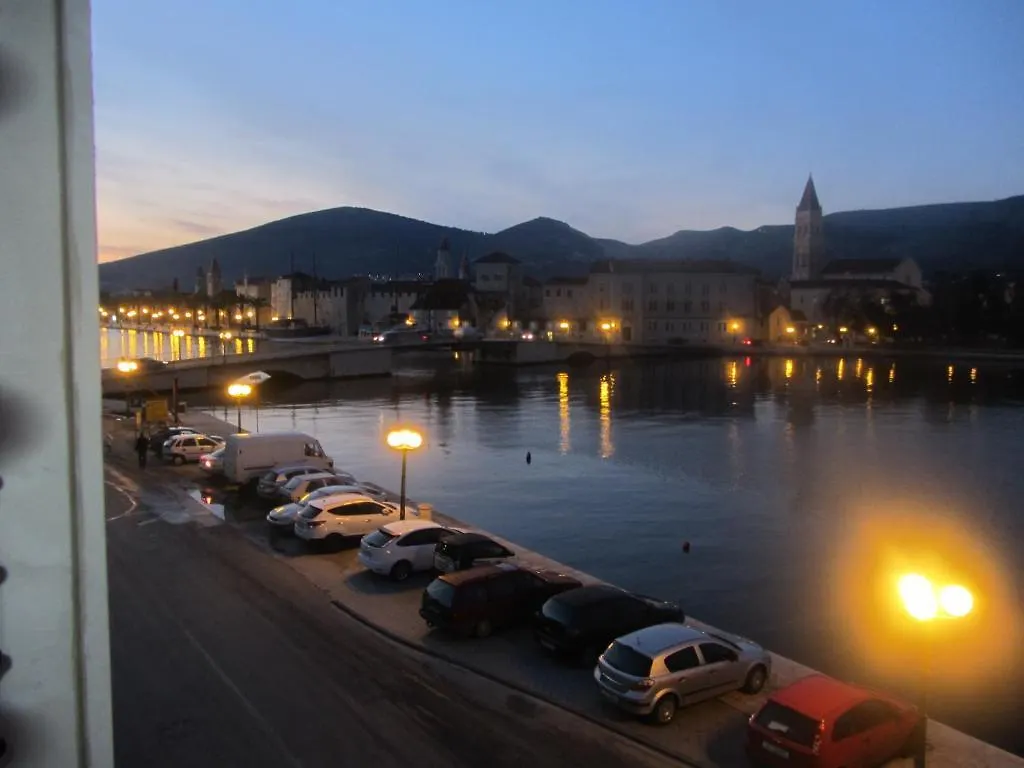 Villa Jidro Trogir Apartahotel