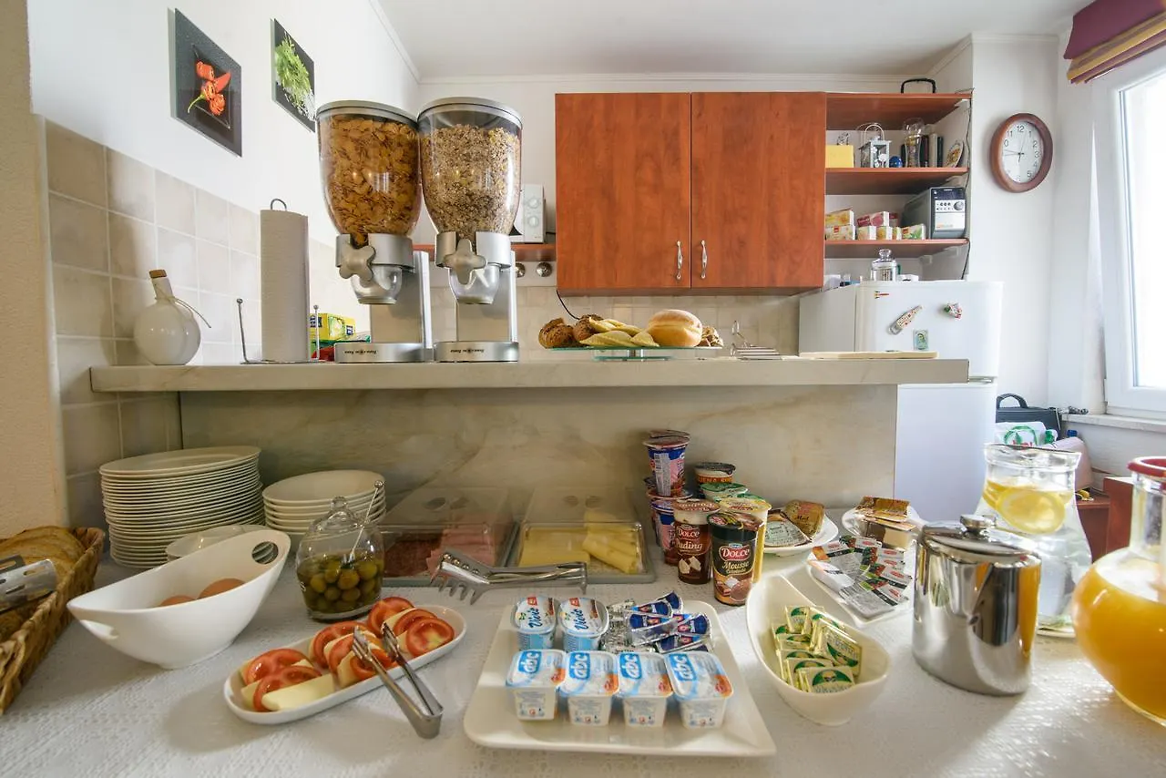 Aparthotel Villa Jidro Trogir
