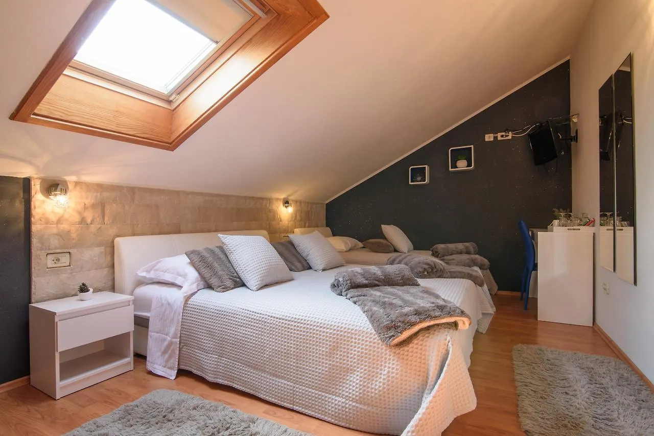 Apartahotel Villa Jidro Trogir