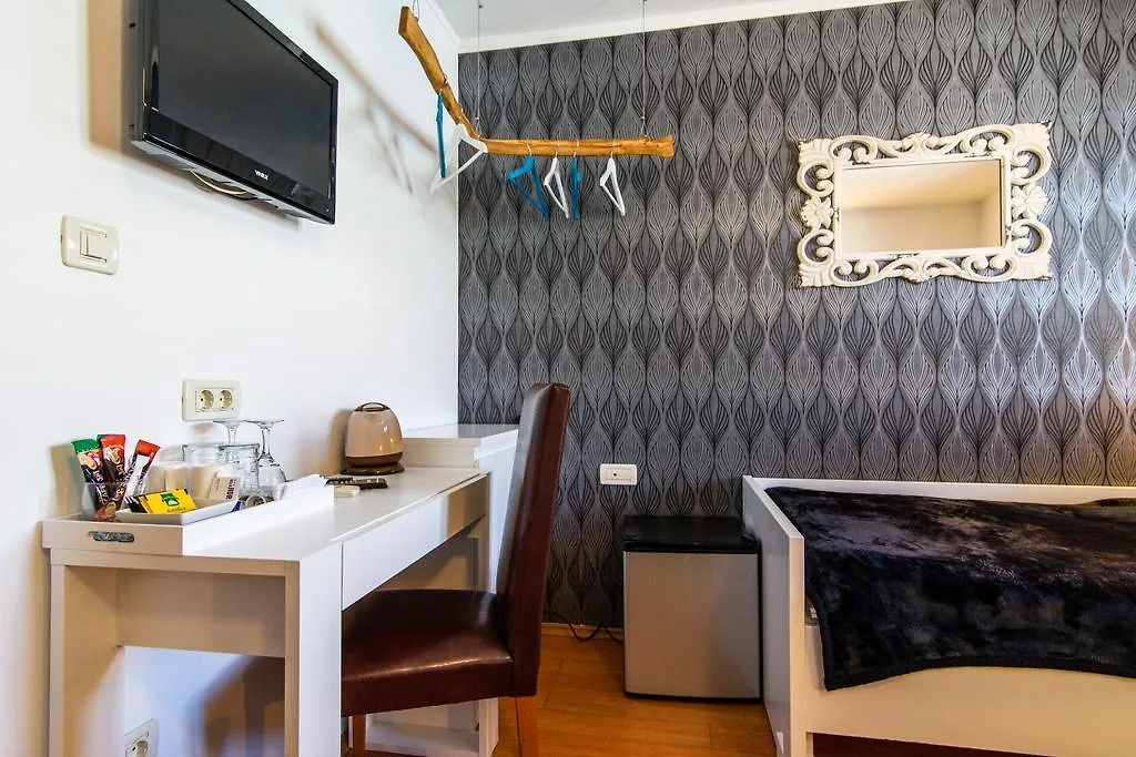 Aparthotel Villa Jidro Trogir