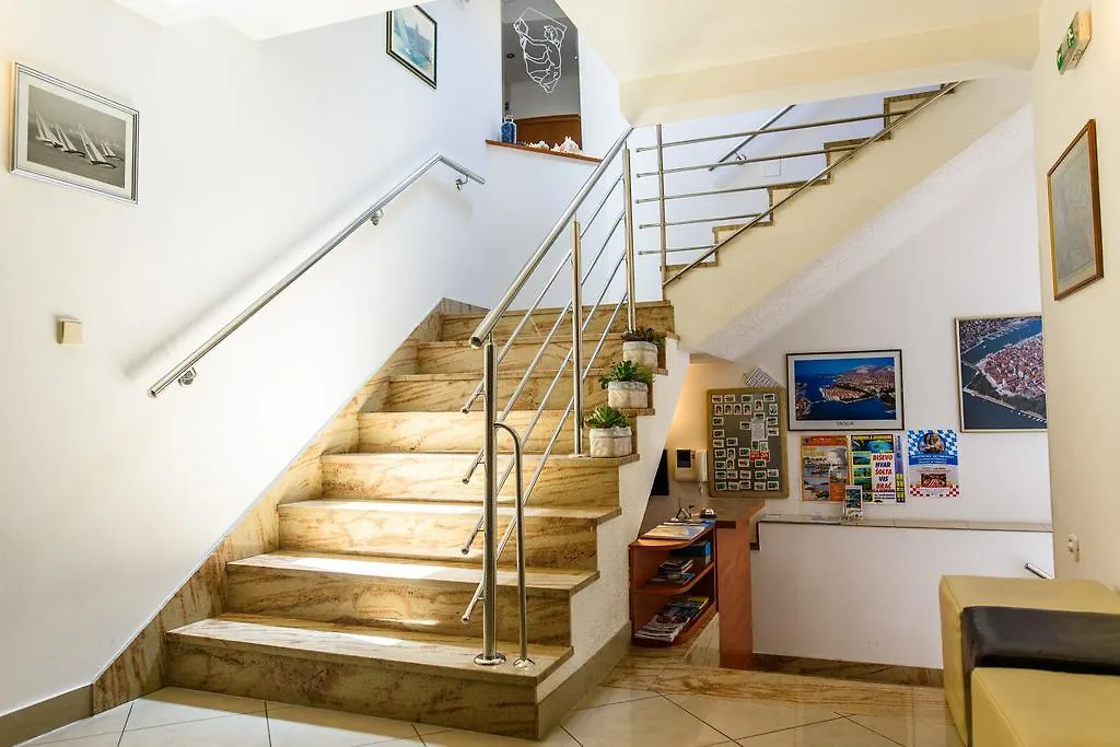 تروغير Villa Jidro شقة فندقية